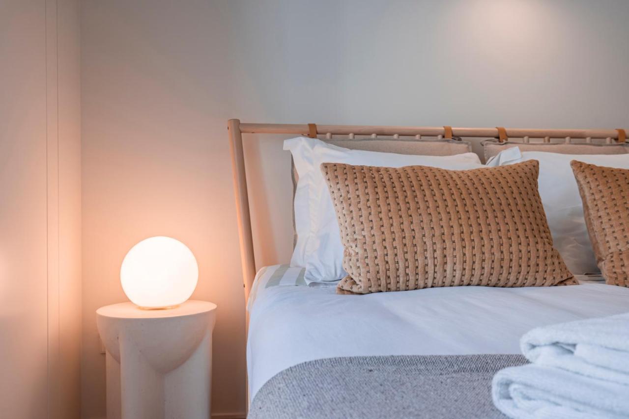 Deluxe 2Bdr Apartment W/ Patio By Lovelystay Lisbona Esterno foto